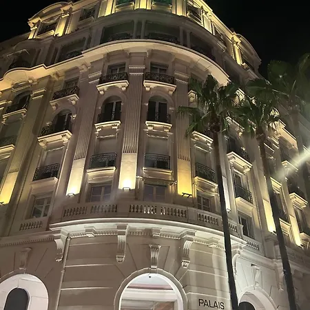 Sublime 2 Pieces Vue Palais Miramar *