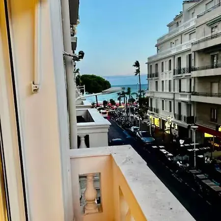 Sublime 2 Pieces Vue Palais Miramar Apartmán *